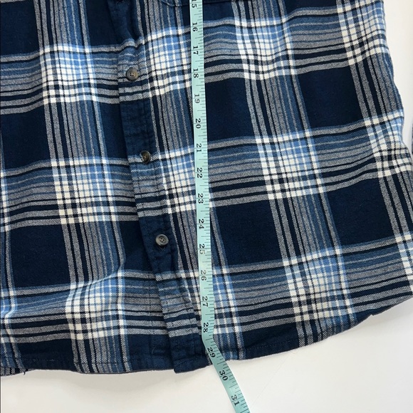 Men's Eddie Bauer Button-Up size Large - Picture 8 of 8